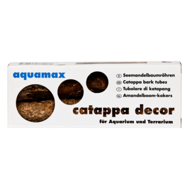 catappa decor dient als attraktiver Blickfang mit praktischem Nutzen. Die großen Röhren sinken im Aquarium schnell zu Boden und dienen auch als Laich- und Versteckplatz, ideal zum Beispiel für kleine Krebse. Catappa decor verfärbt nicht das Wasser und bietet vielfältige Möglichkeiten zum Aquascaping oder Terrariendesign. In Terrarien sind die Seemandelbaumröhren auch als Schlaf- und Versteckplatz sehr beliebt.